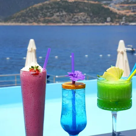 Greenbeach Отель *